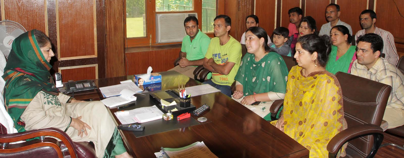 Deputations of PSU employees, KAS officers, engineers, traders, doctors meet CM