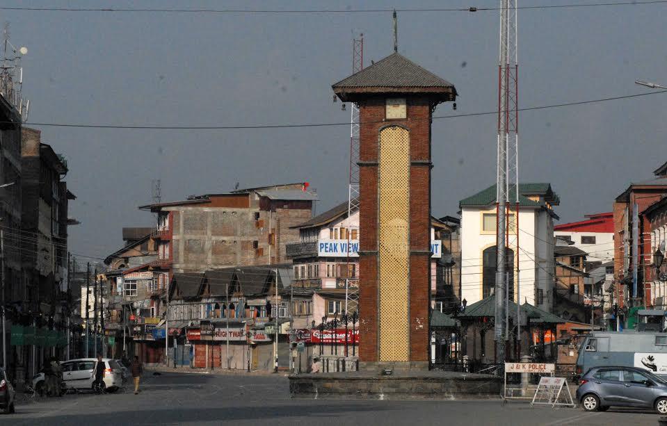Curfew like restrictions, shutdown on Burhan's maiden anniversary, cripples normal life in Valley