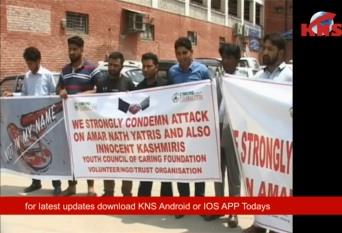 Local NGO protest against Yatra attack in Anantnag