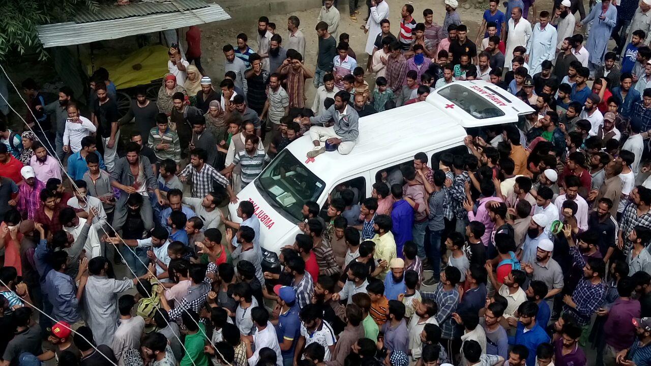 Youth killed in Beerwah, thousands attend funeral prayers