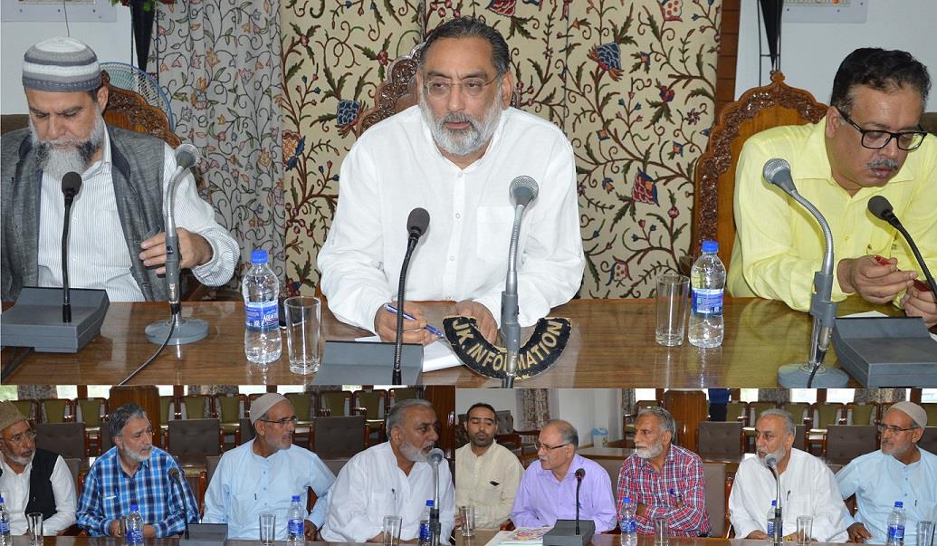 Govt working on larger canvass to revive handicrafts sector: Dr Drabu