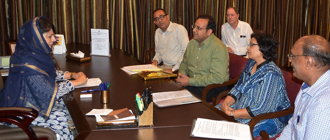 Chairperson, Inland Waterways Authority of India calls on CM