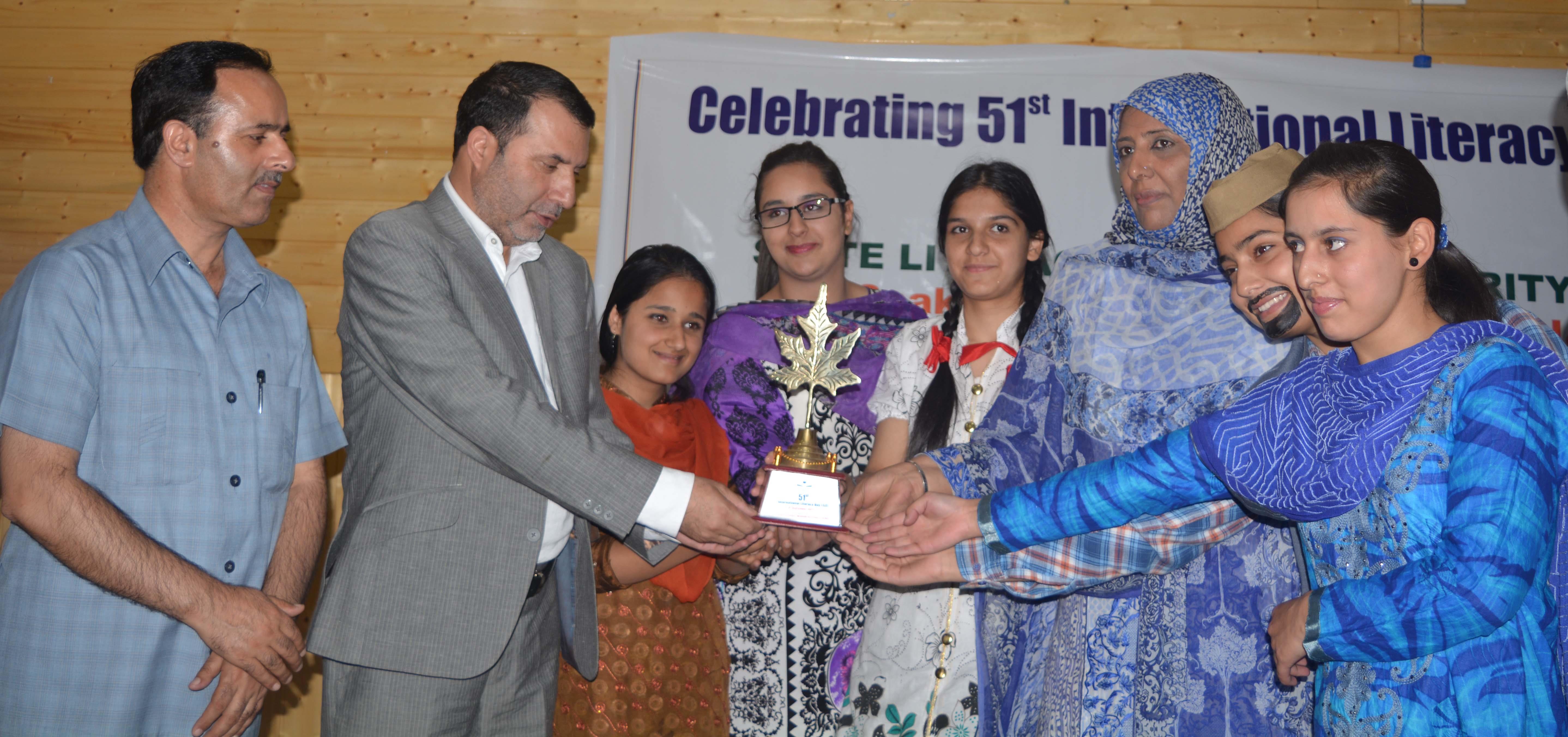 GHSS Kothibagh celebrates 51st Int’l Literacy Day