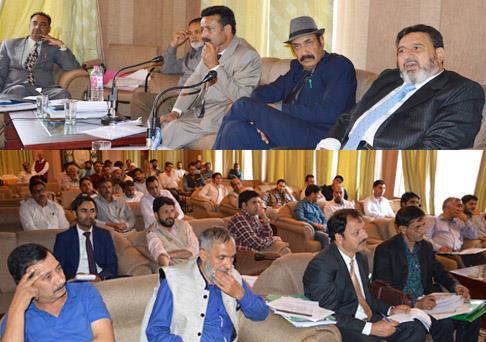 Altaf Bukhari visits Gulmarg, reviews measures for developing it as world-class tourist destination