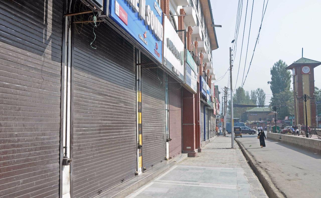 Shutdown affects normal life in Kashmir