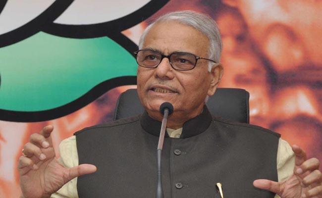 Let New Delhi say whether Hurriyat is a stakeholder or not: Sinha