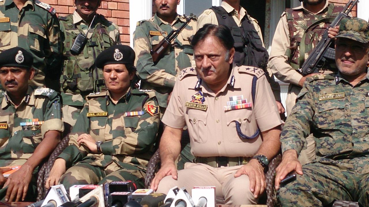 Fidayeen storm BSF Base, 3 militants, one BSF officer killed