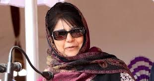 CM distributes scooties among Leh girls