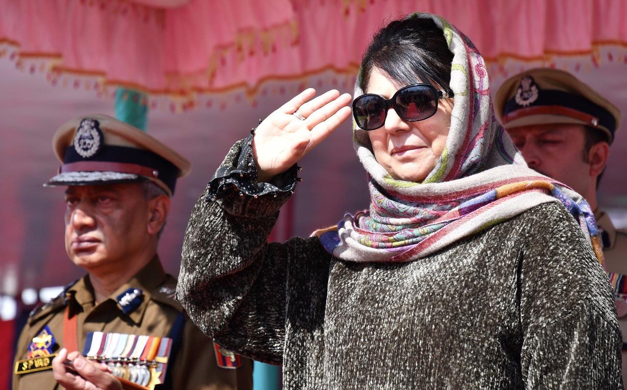 Police has vital role in GoI’s reconciliation process: Mehbooba