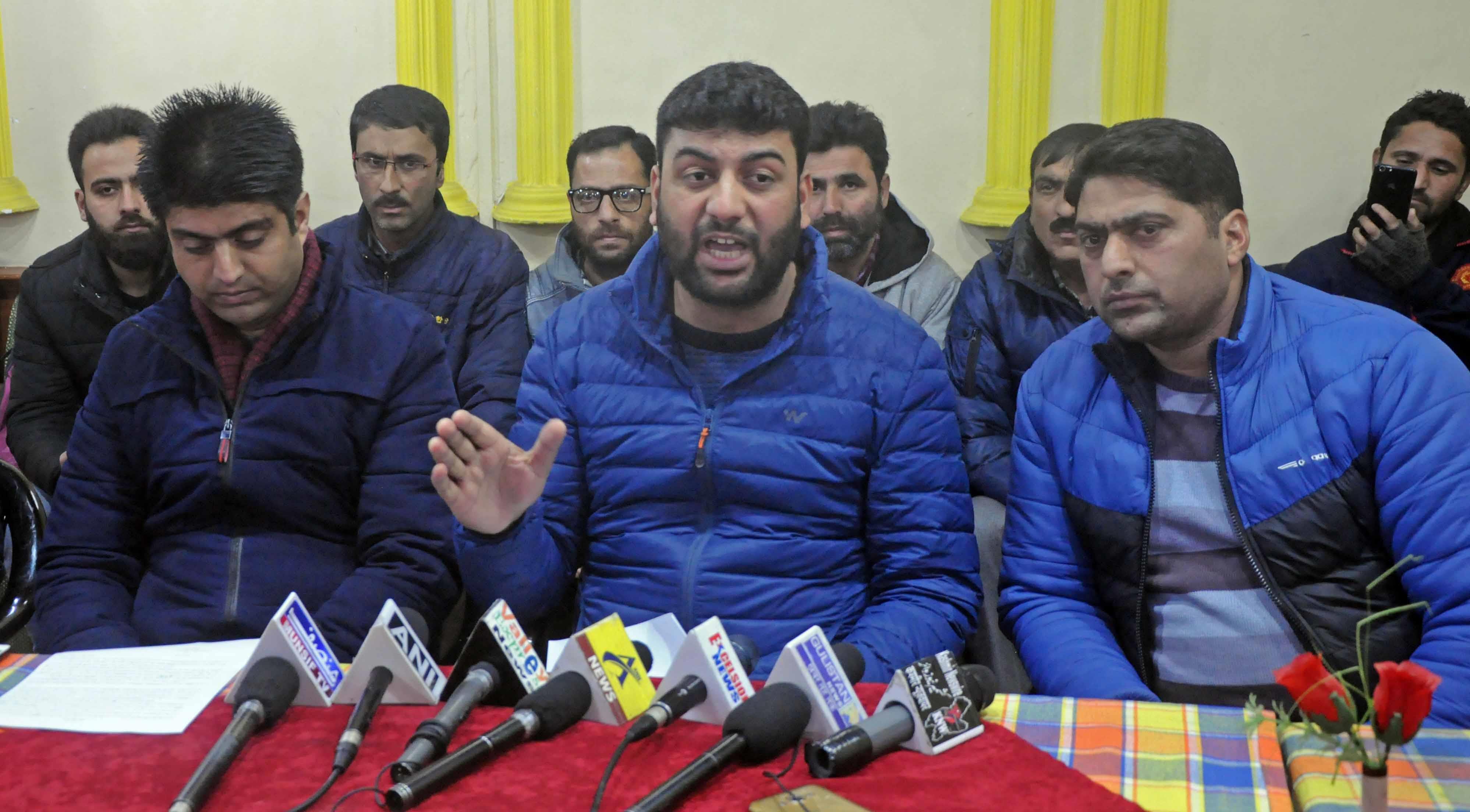 Days after regularization, casual labours welcome move
