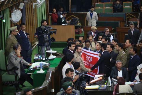 Bedlam in Assembly over civilian killings, Oppn walks out, Er Rashid marshaled out