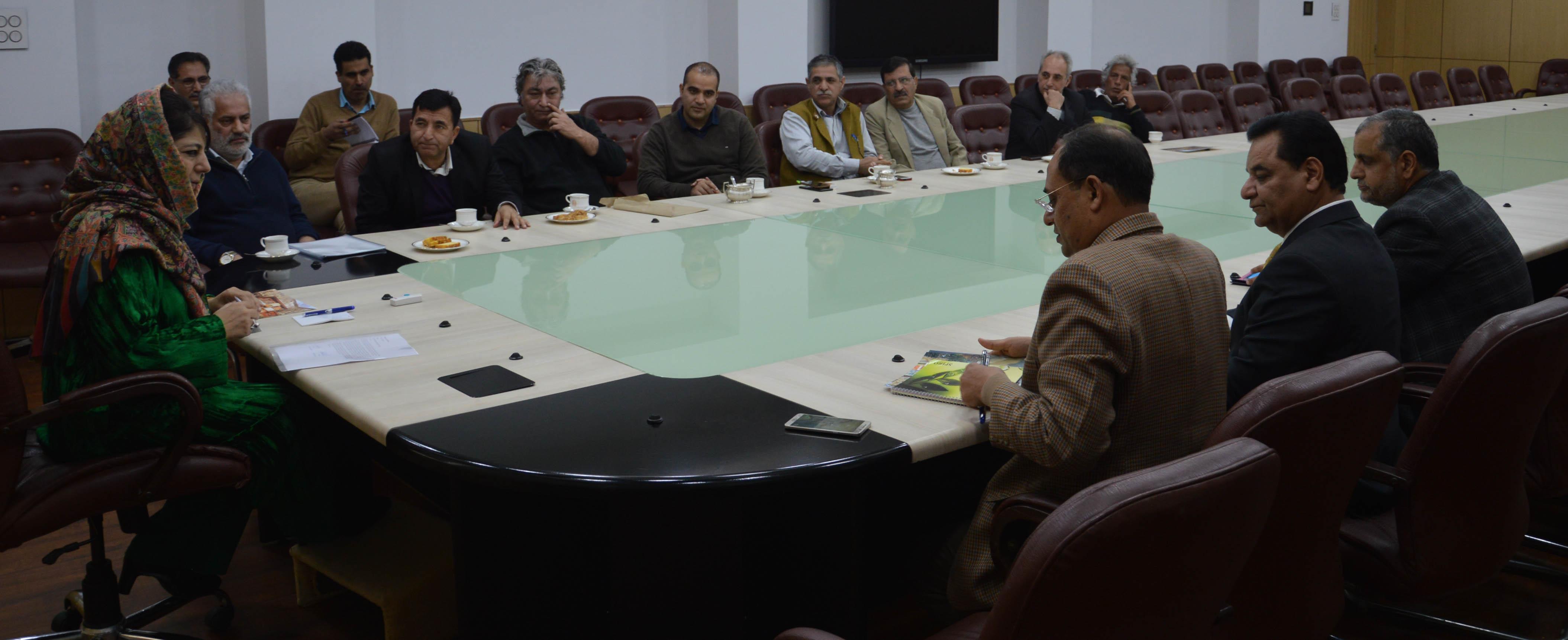 Delegation of KEG, KPC call on CM