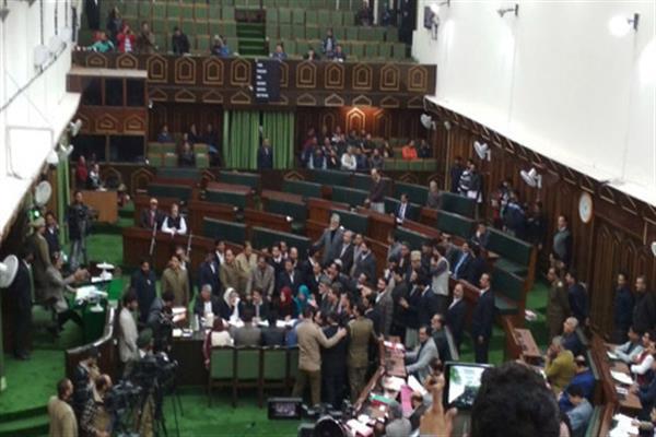 Kathua Girl's murder; Unrelenting Oppn cries force Govt to announce SHO's suspension