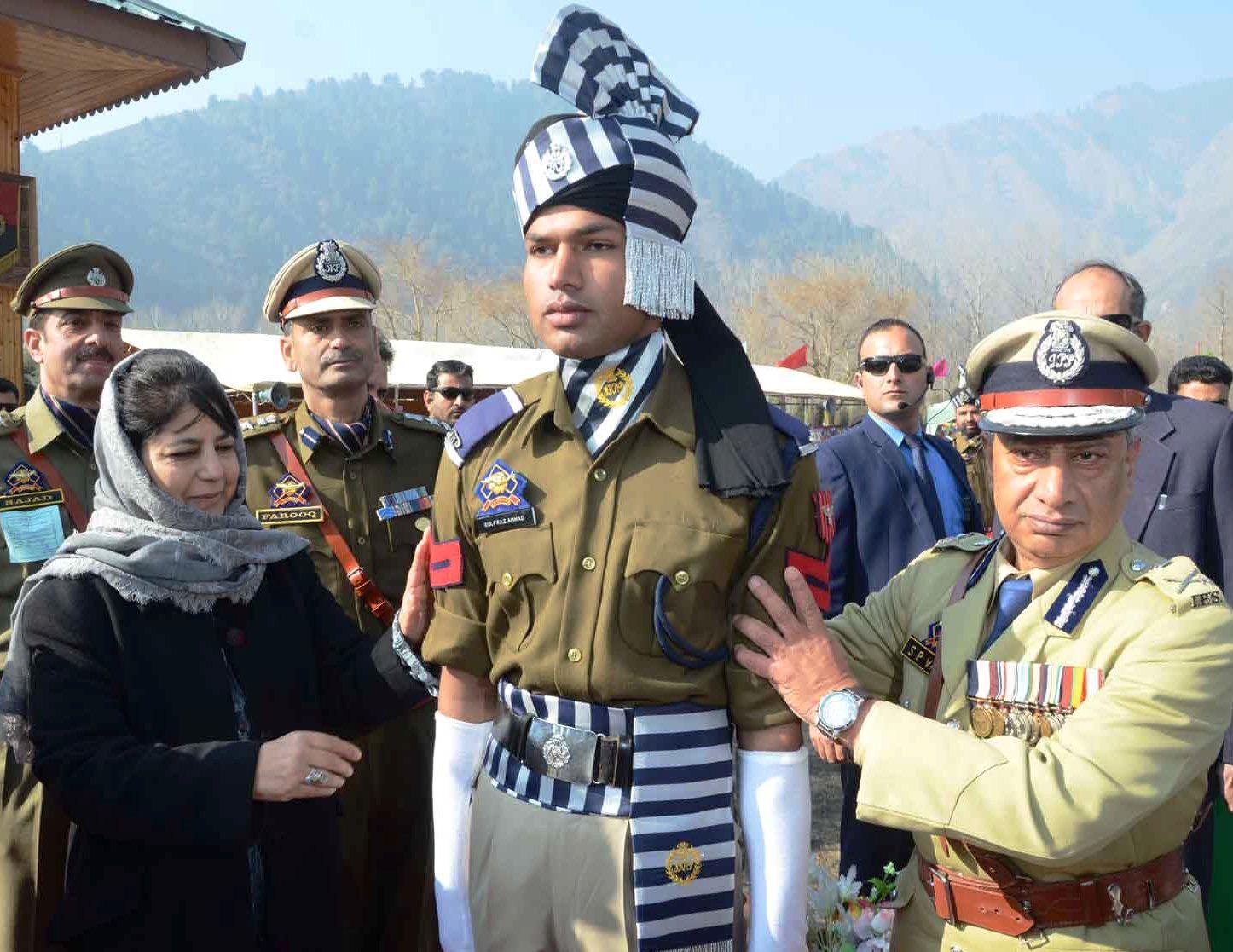 Mehbooba appeals for cessation of hostilities on borders, reiterates her appeal for peace, dialogue