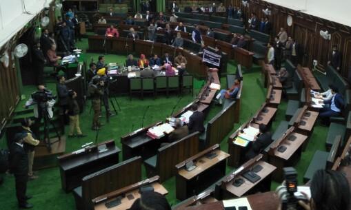 PDP MLA leaves Govt red faced, demands rehabilitation of Shopkeepers of Lower Munda Toll Post