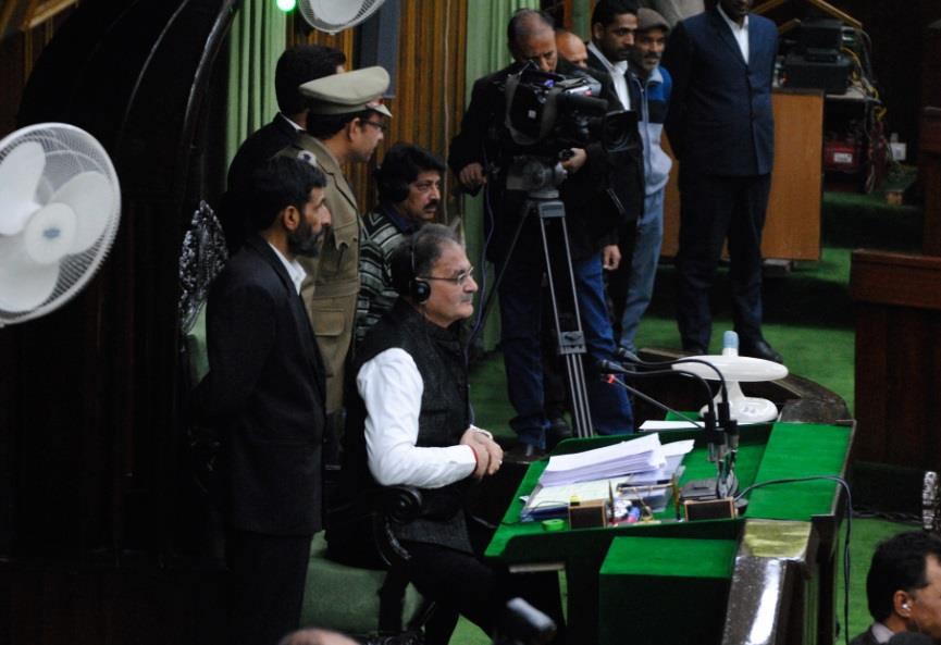 Speaker withdraws his controversial statement, expunges remarks of Oppn members
