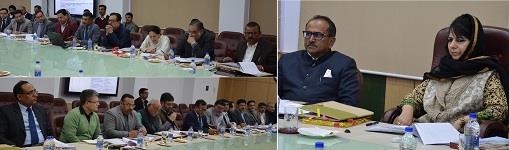 CM chairs 7th Industrial Advisory Committee meeting