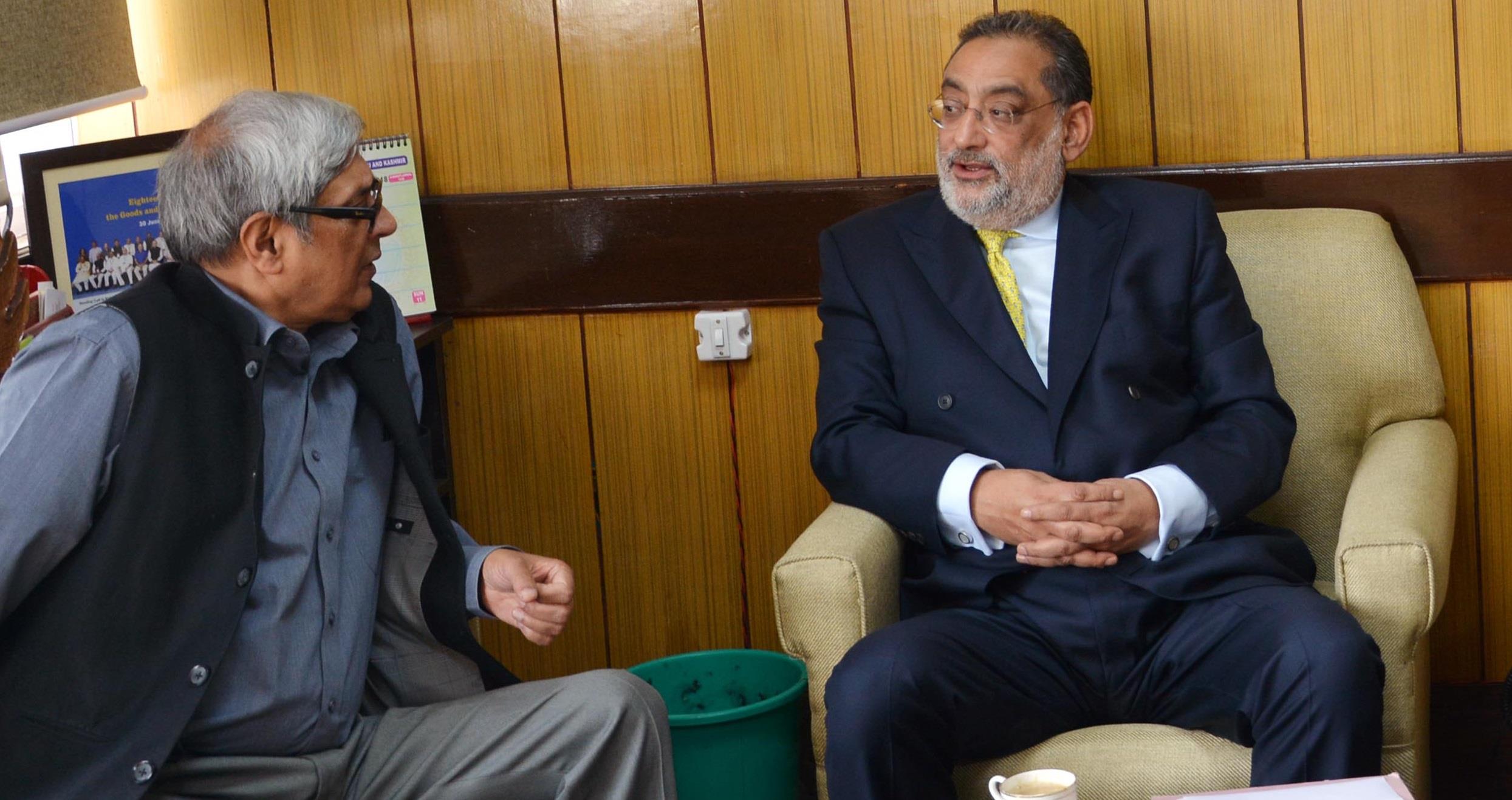 Showing Way on Labour Reforms: Chairman PM’s Economic Advisory Council hails JK Govt