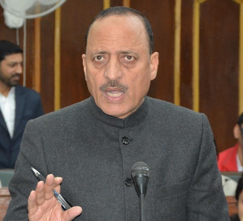 Govt to prepare fresh list of houseless people: Abdul Haq