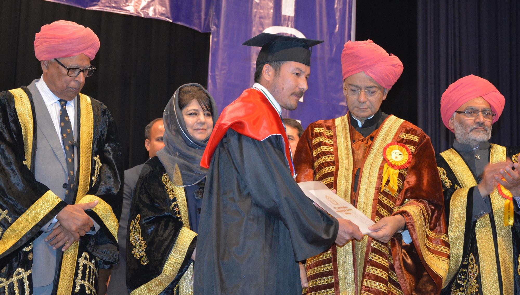 Mehbooba expresses her resolve to create a knowledge society