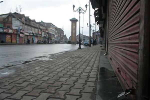 Shopian killings: Valley shuts on JRL’s call
