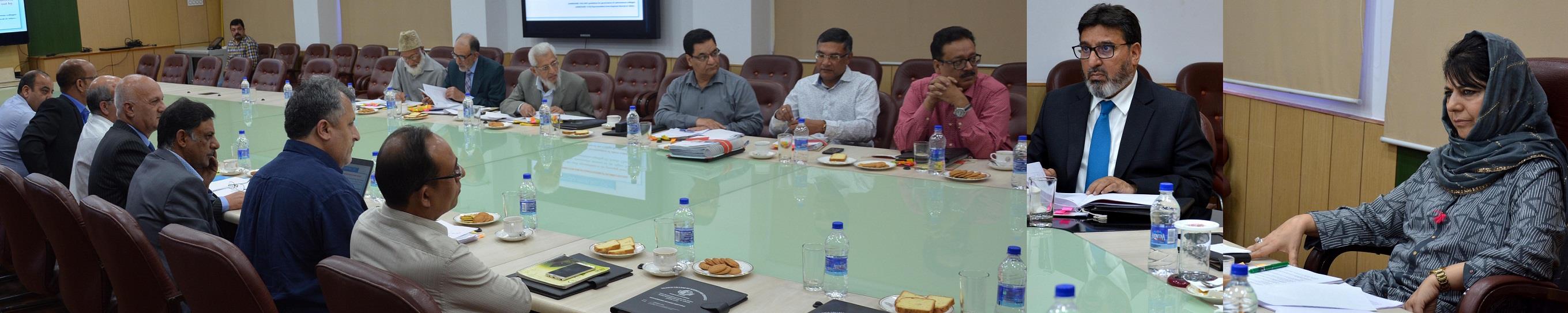 CM chairs Islamia College Governing Board meeting