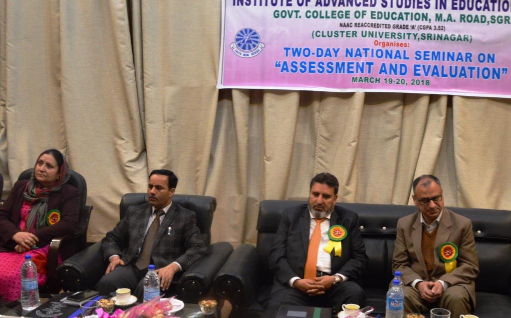 Boost confidence of students: Altaf Bukhari tells academicians