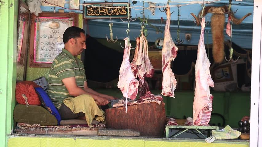 Kashmir consumes 220 lakh KG mutton in 9 months