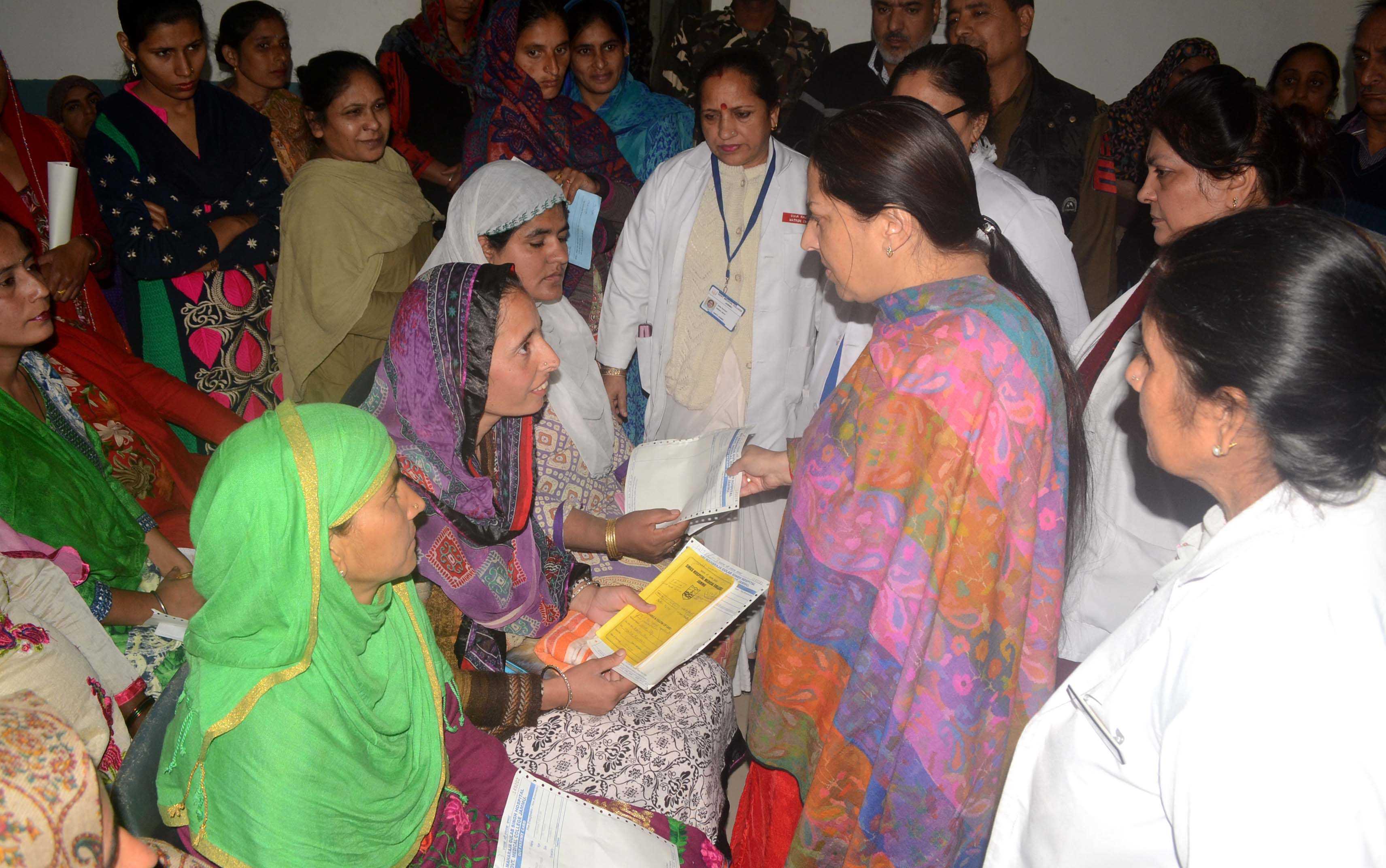Doctors facing huge load of patients in hospitals
