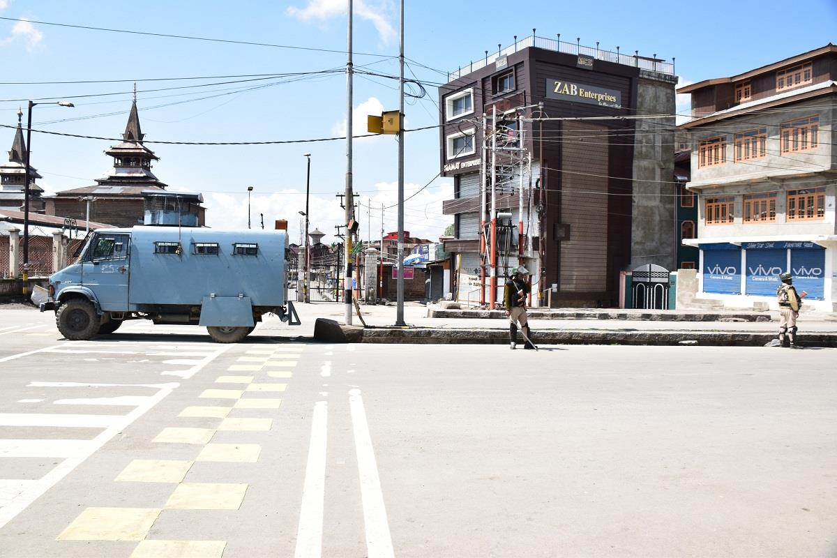 Valley shuts against killings in South Kashmir