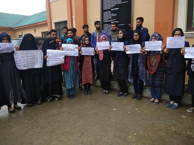 Students protest, demand Justice for Asifa