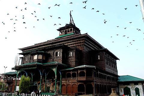 ‘Waqaf to equip shrines with modern firefighting gadgetry’