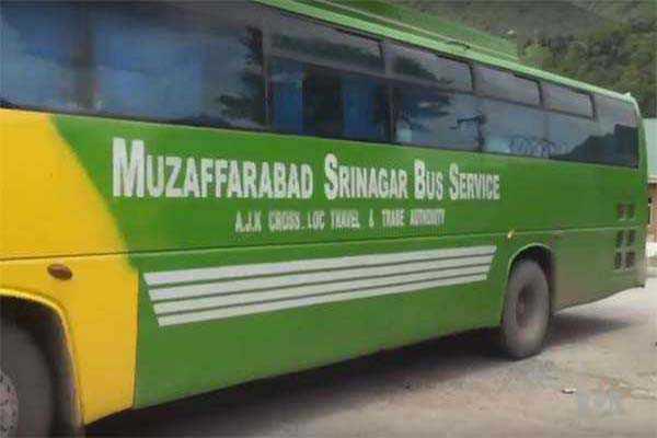54 travelers cross sides on LoC bus in Uri