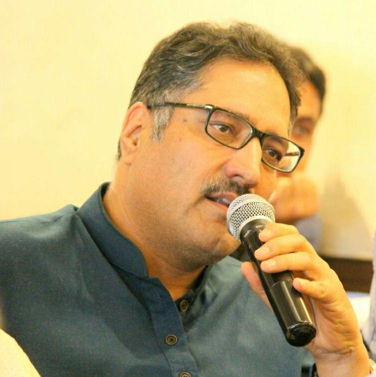 Rising Kashmir Editor-In-Chief Shujaat Bukhhari shot dead in Srinagar