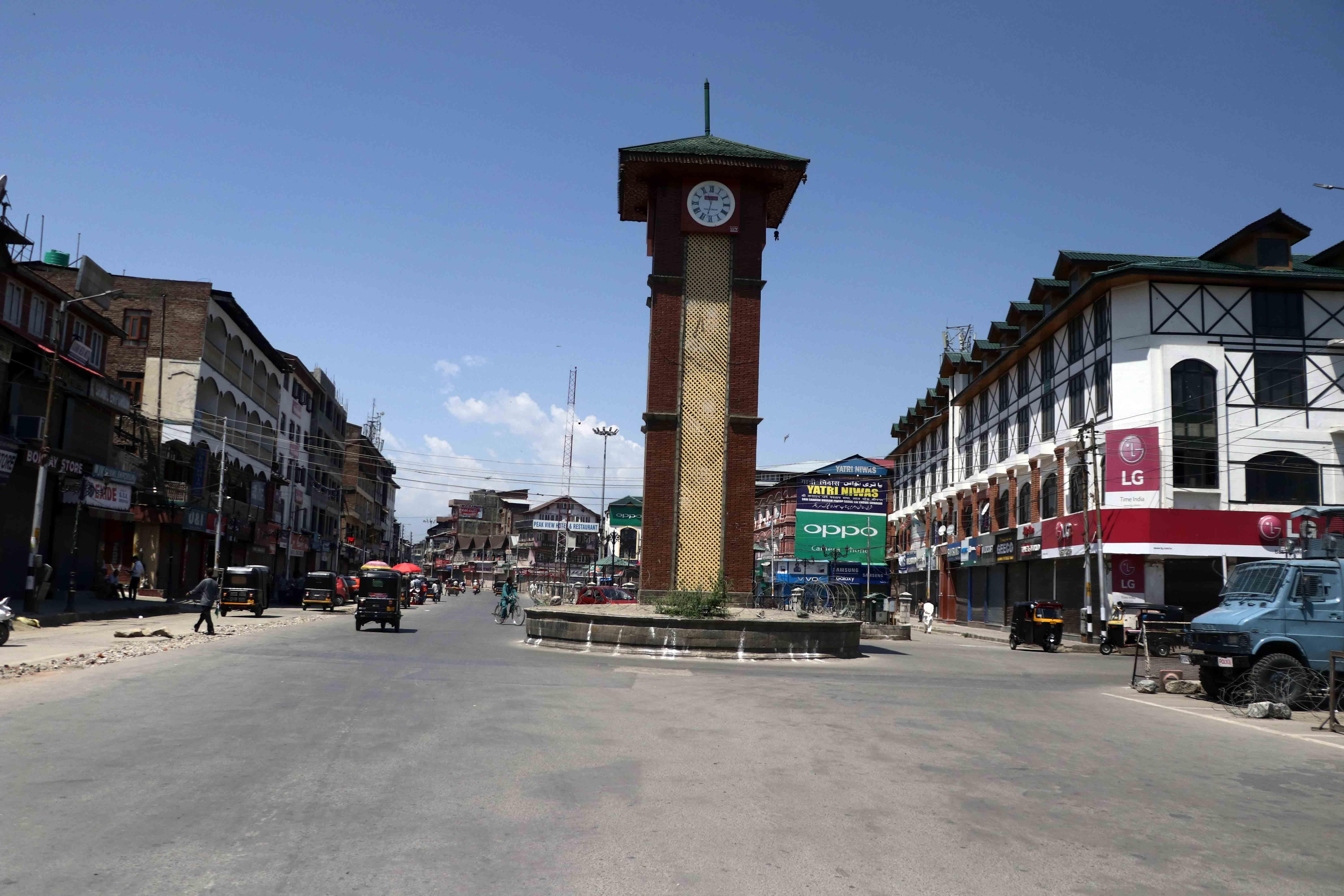 Valley shuts against veteran journalist Shujaat, civilian killings