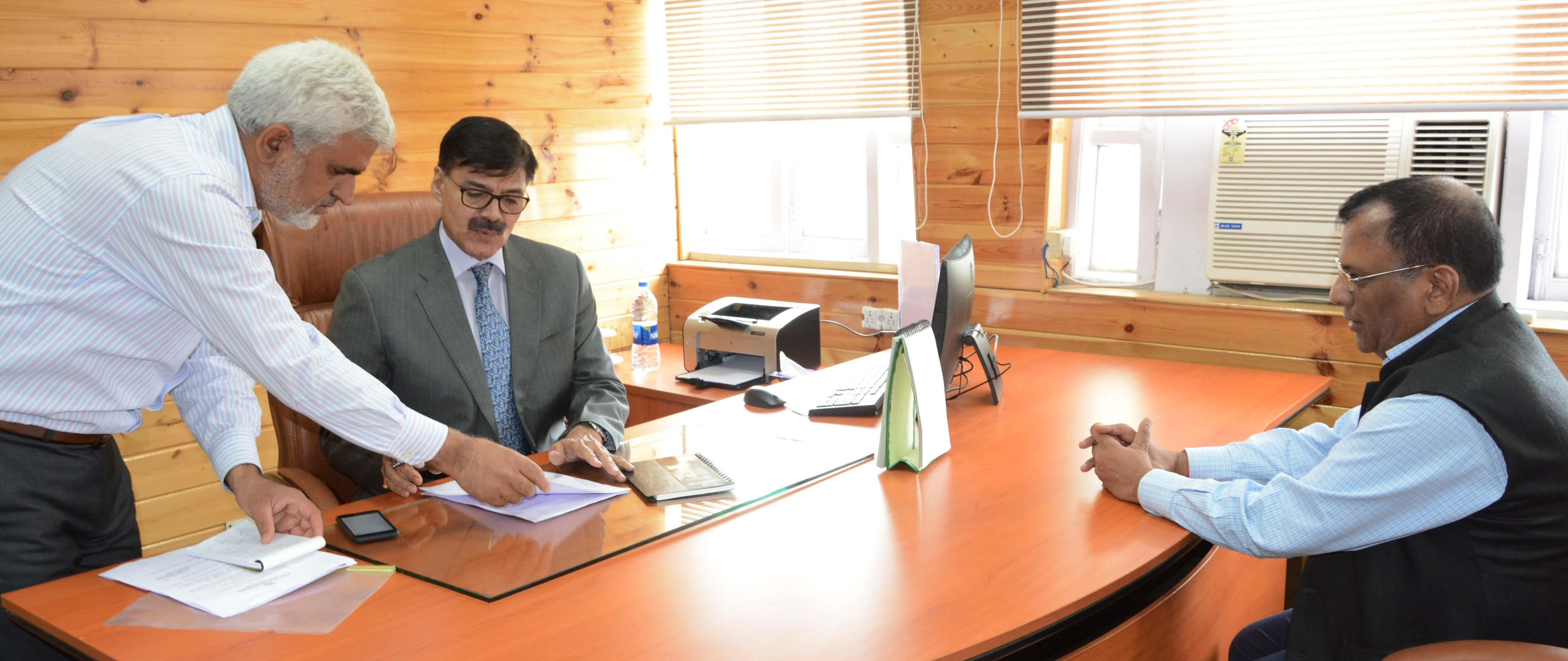K Vijay Kumar assumes office as Advisor to Governor