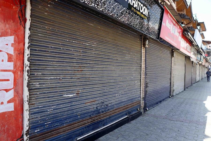 Valley shuts against Kulgam killings, collapses normal life in Kashmir
