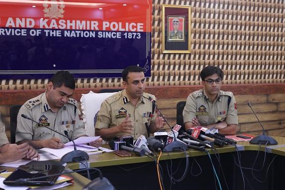 Pakistan based blogger hatched conspiracy, 3 Lashkar militants killed Journalist Shujaat Bukhari: IGP