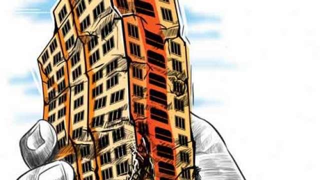 ‘Govt turns blind eye on illegal constructions by departments’