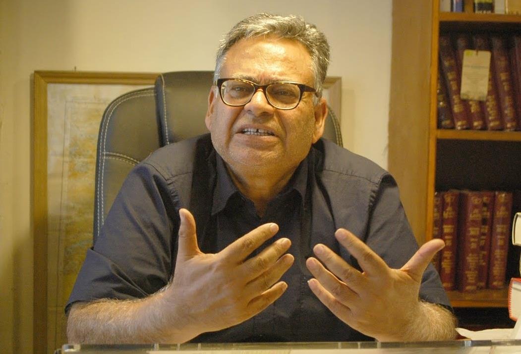 Majority decides the fate of legislature party leader: Legal experts