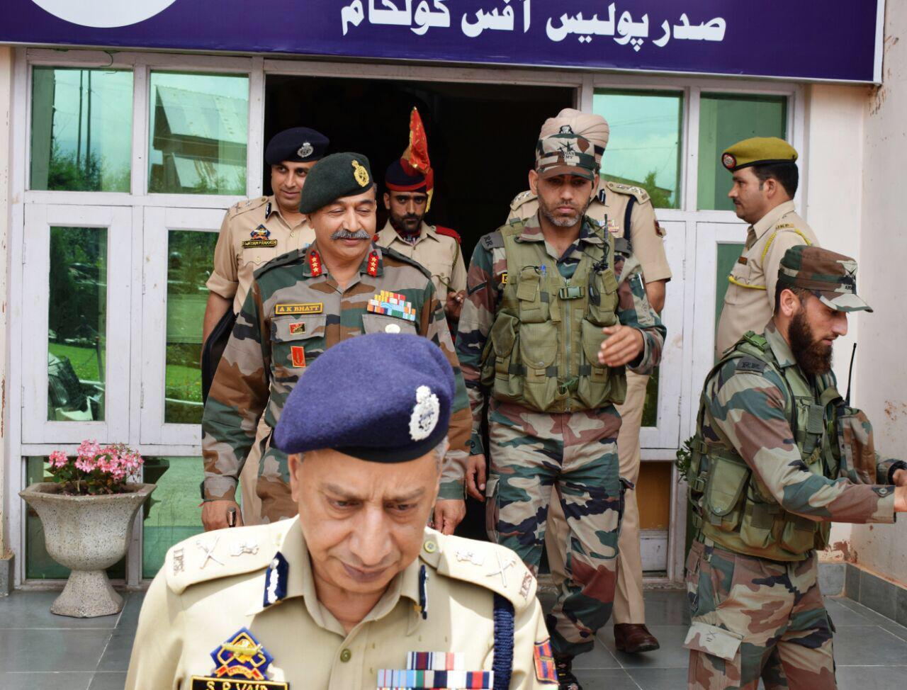 Security review meeting held at Kulgam