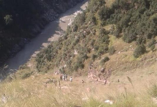 Kishtwar road mishap leaves 17 dead, 16 injured