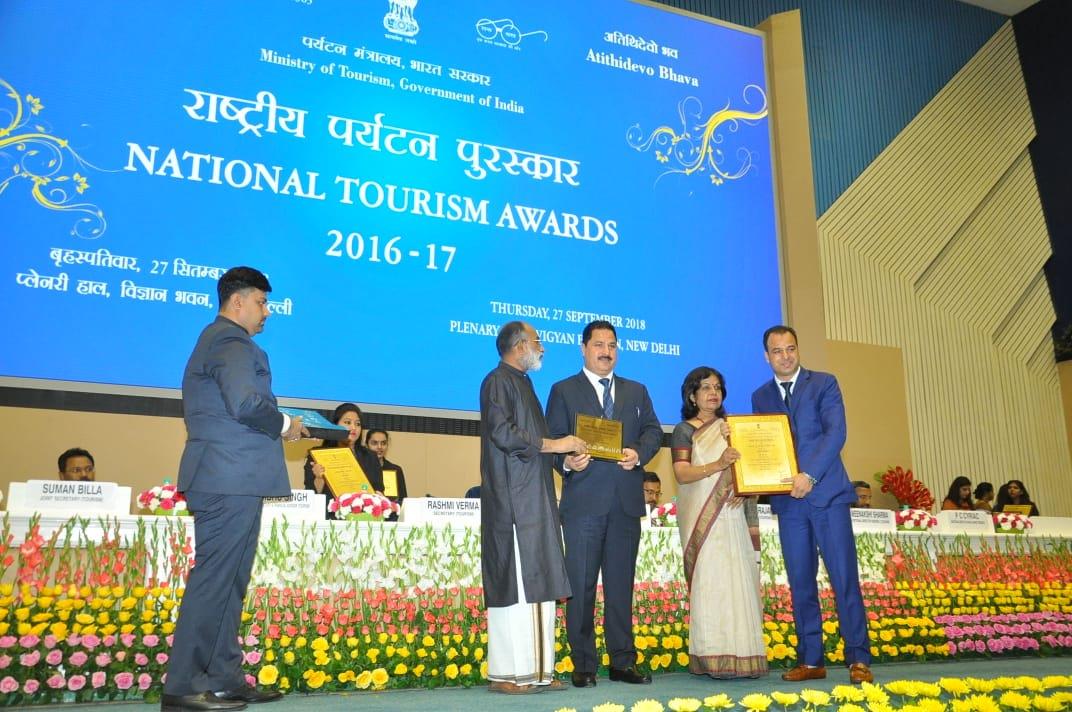 Kashmir-based travel company bags third national tourism award