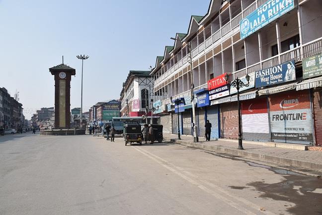 Kashmir shuts on JRL’s call against Panchayat polls