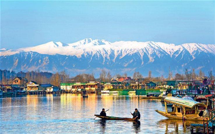 Incompatible interventions from top to bottom proves disastrous for Kashmir Tourism