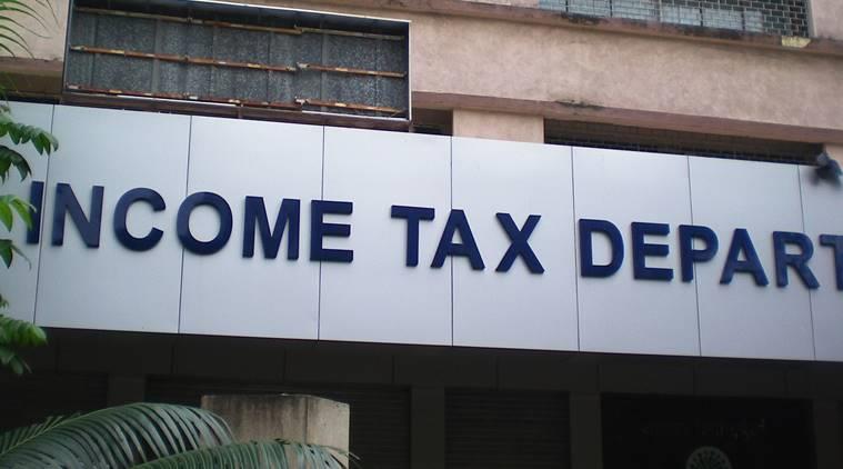 IT Dept earns Rs 1300 crore annually