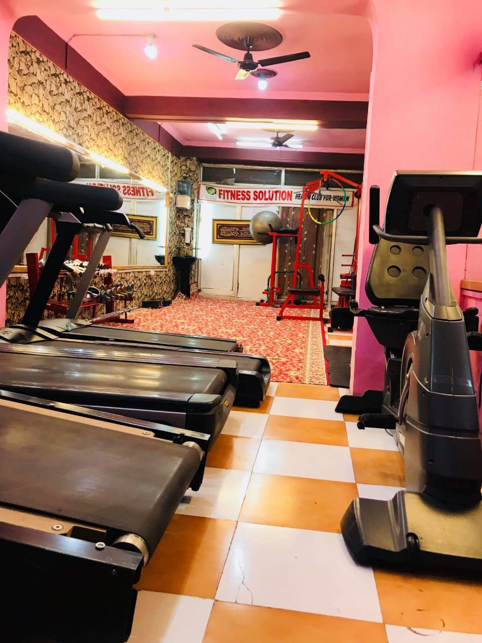 Old city woman scripts new success story in physical fitness