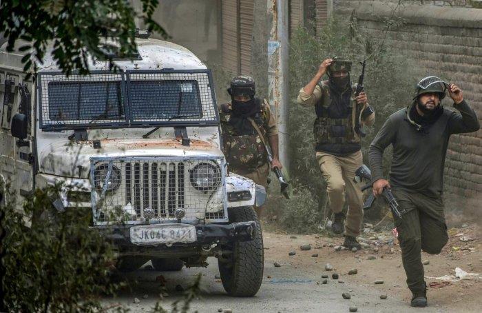 To prevent civilian killings, Govt asks security forces to fine-tune its encounter strategy
