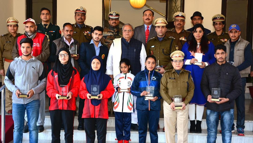 Governor launches role model Scheme in JK