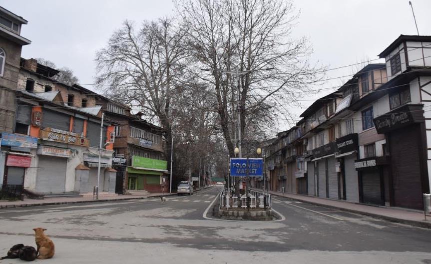 Kashmir shuts on JRL’s call on R-day eve